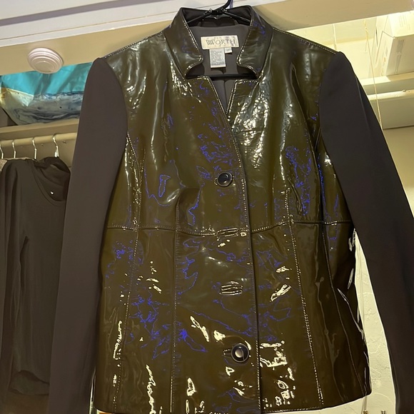 W by Worth Jackets & Blazers - Vintage Woman’s patin leather jacket